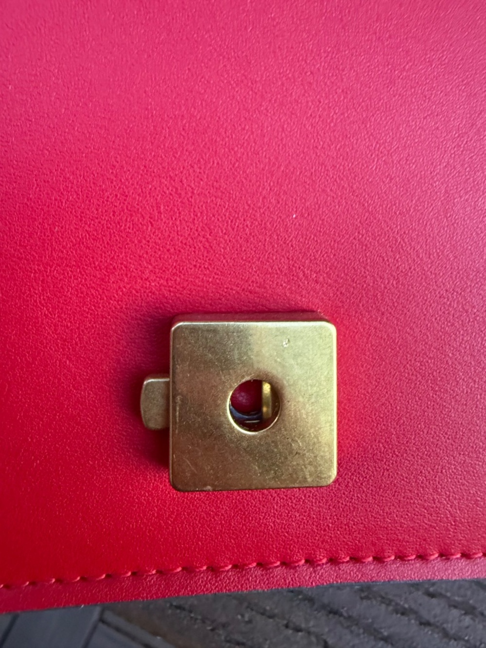 Marmont Chain Leather Medium shoulder bag - Picture 10 of 15